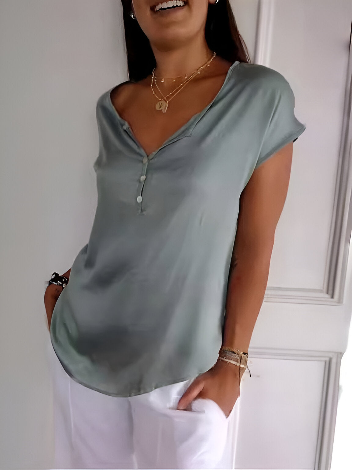 Danna™ - Elegant V-neck top